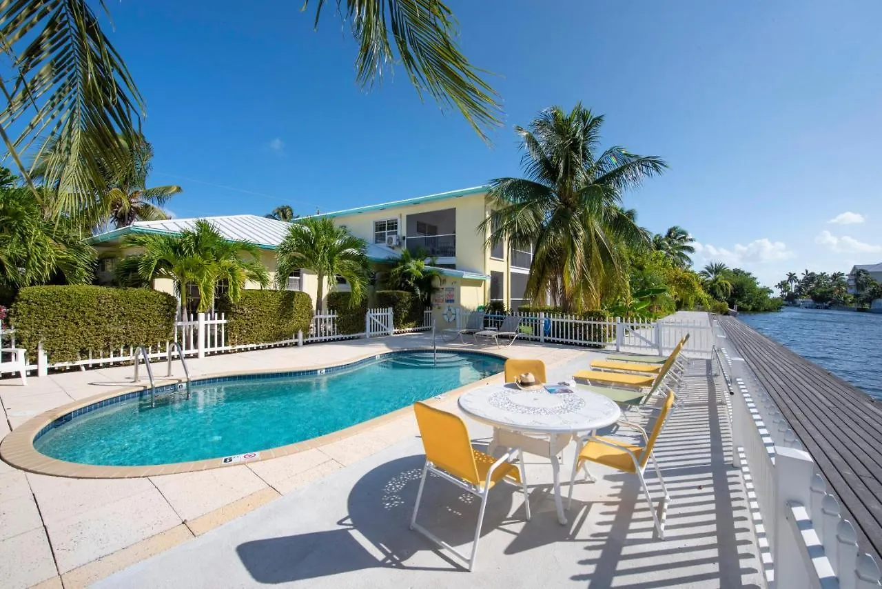 Snug Harbour View Condo #8 George Town Cayman Islands