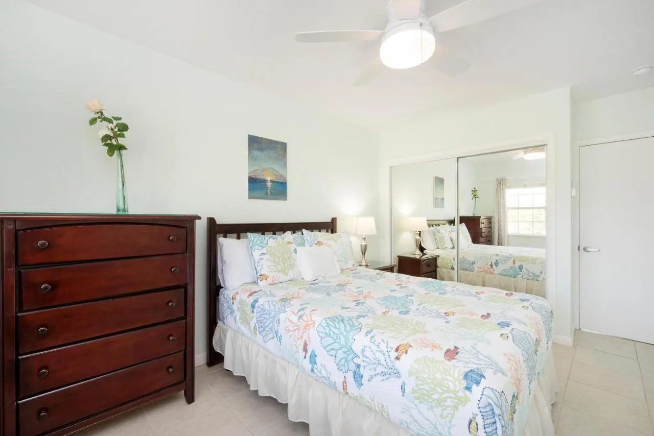 Snug Harbour View Condo #8 George Town 0*,  Cayman Islands