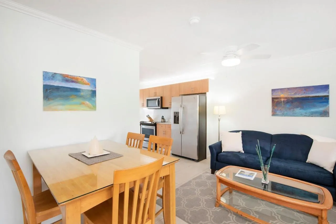 Snug Harbour View Condo #8 George Town 0*,