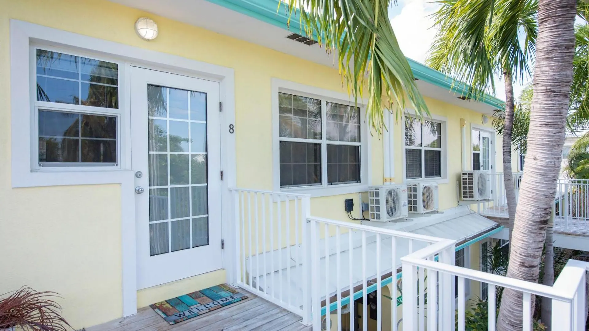 Snug Harbour View Condo #8 George Town Cayman Islands