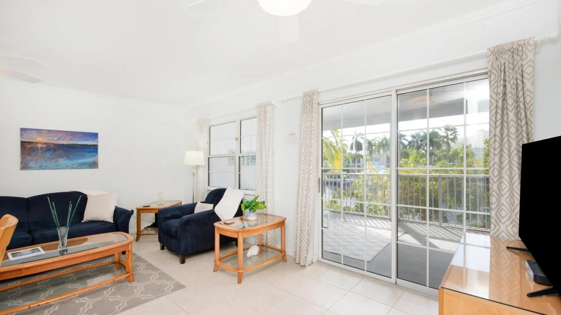 Holiday home Snug Harbour View Condo #8 George Town