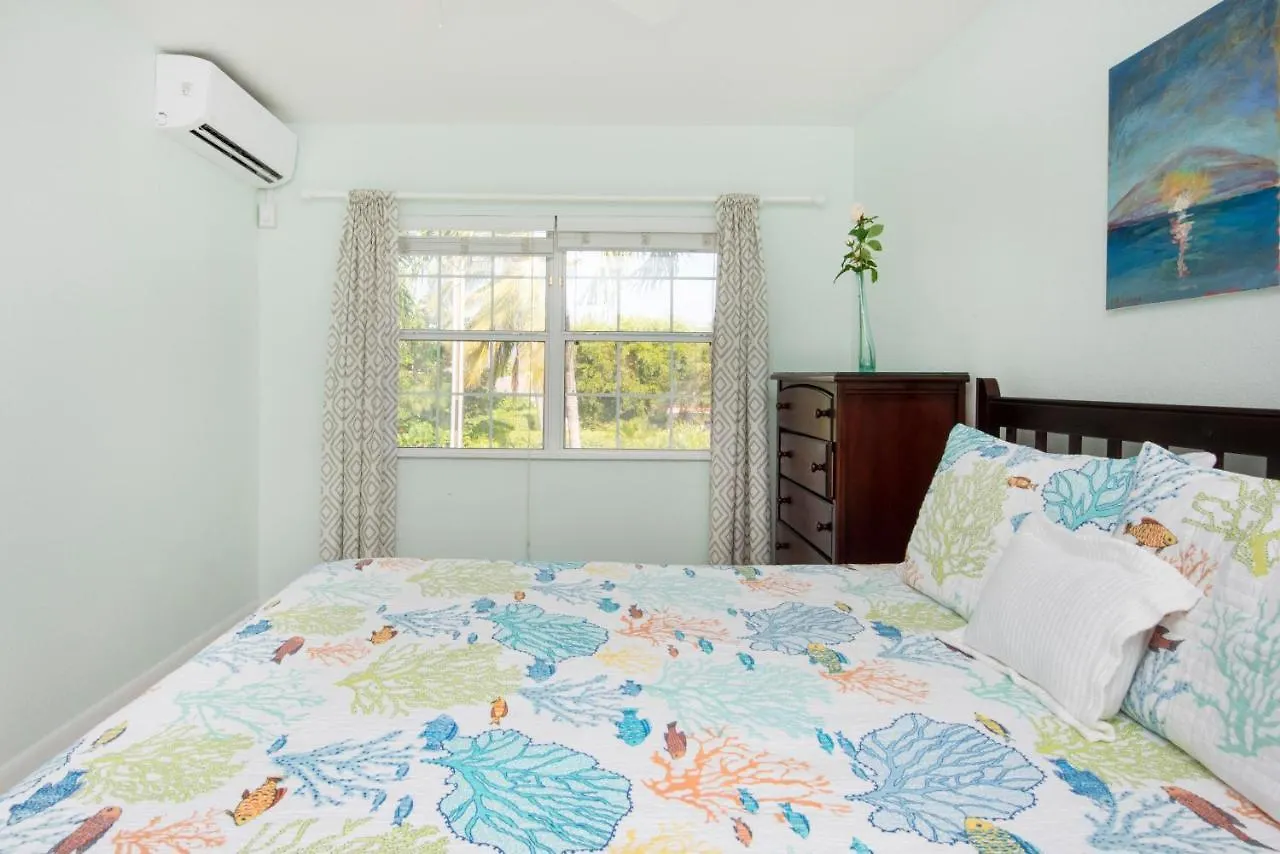 Holiday home Snug Harbour View Condo #8 George Town
